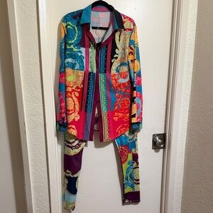 Vibrant Multicolor Baroque Print Shirt & Leggings Set